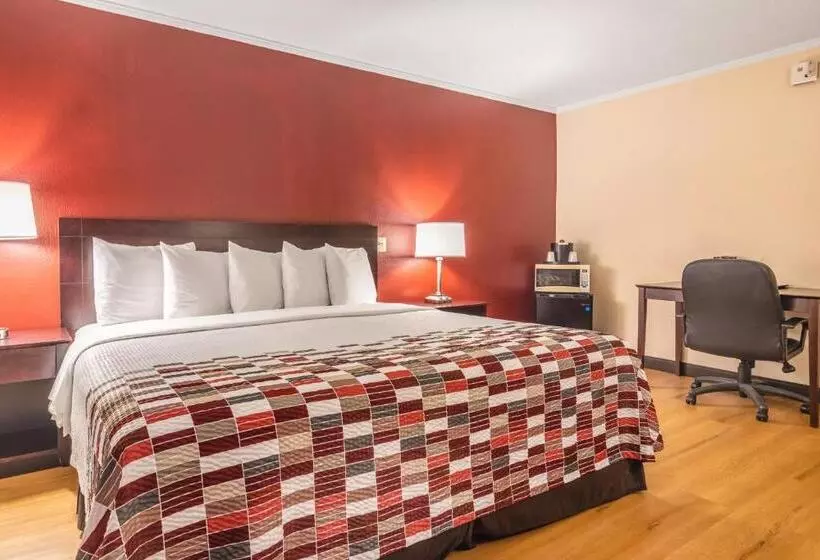 身障者適用スーペリアールーム, Red Roof Inn Ashtabula  Austinburg