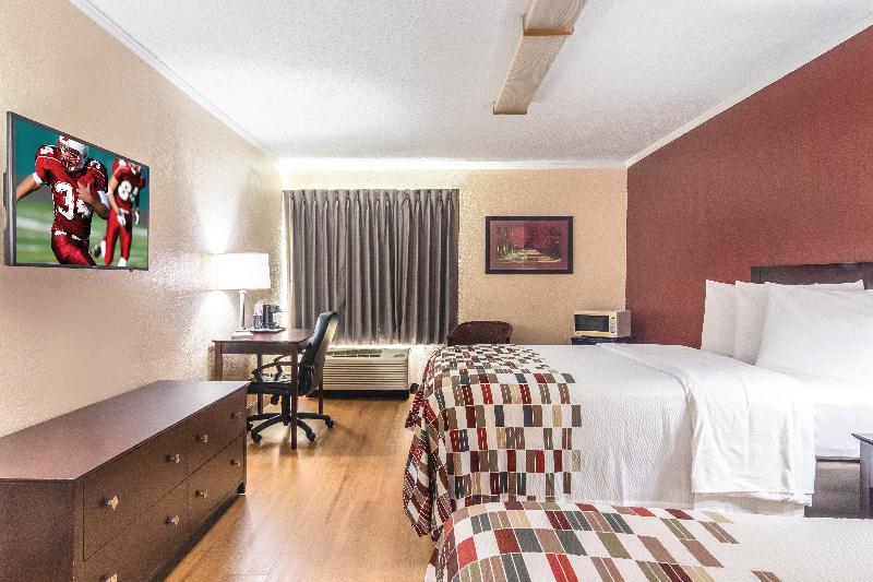 Номер Deluxe, Red Roof Inn Ashtabula  Austinburg