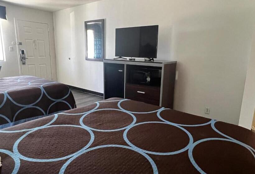 标准间, Super 8 By Wyndham Slidell