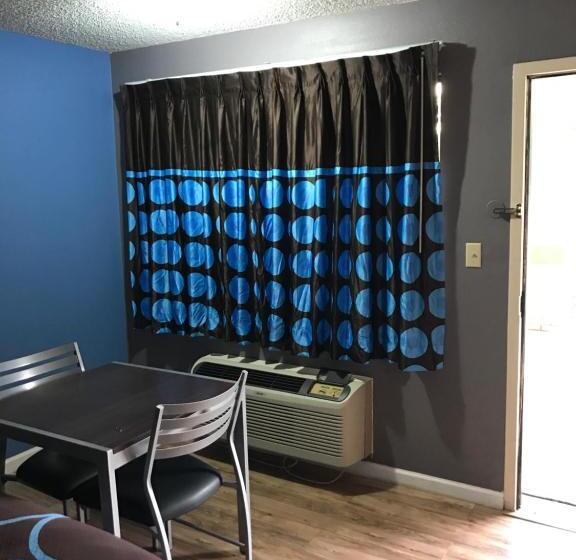 标准间, Super 8 By Wyndham Slidell