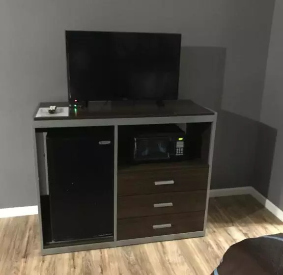 Deluxe-huone King-vuode, Super 8 By Wyndham Slidell