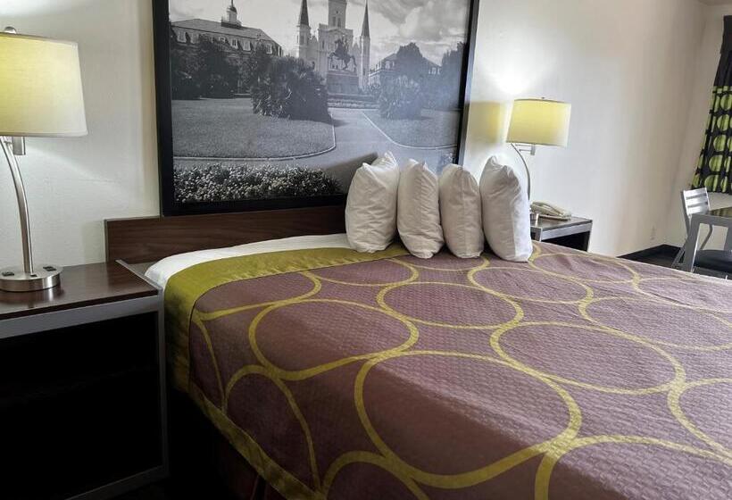 适合残疾人士使用的带超级大床的标准间, Super 8 By Wyndham Slidell