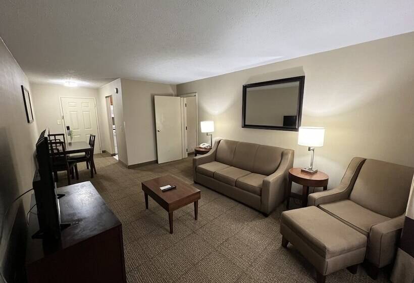 带2个卧室的套房, Wyndham Garden Hotel Cross Lanes Charleston