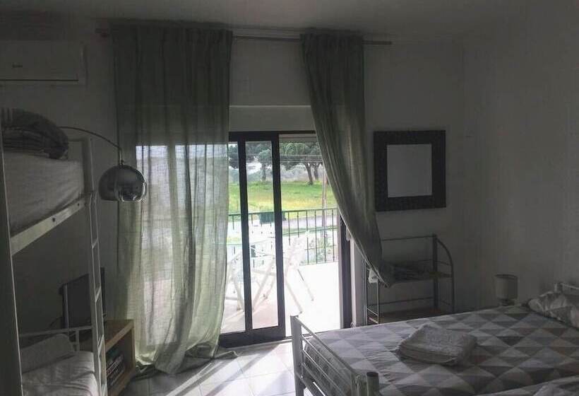 家庭间, Sublime Sun & Van By Meco Stays