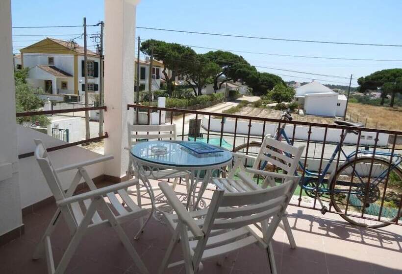 家庭间, Sublime Sun & Van By Meco Stays