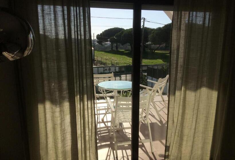 家庭间, Sublime Sun & Van By Meco Stays