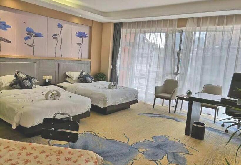 Номер Deluxe, Demei Boutique