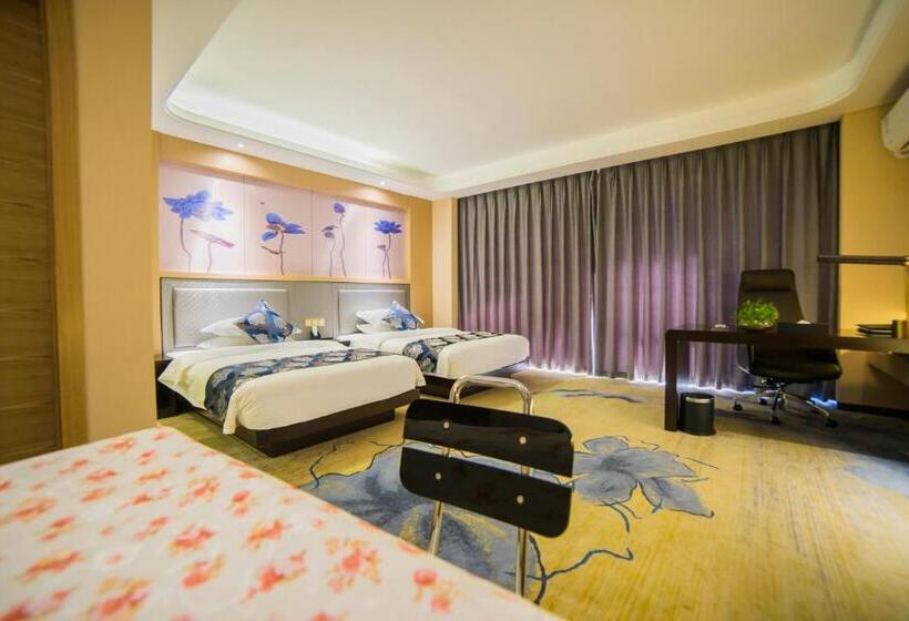 Номер Deluxe, Demei Boutique