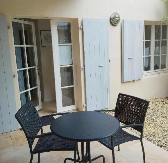 Villa 1 Makuuhuone, Villa De L'eclusier