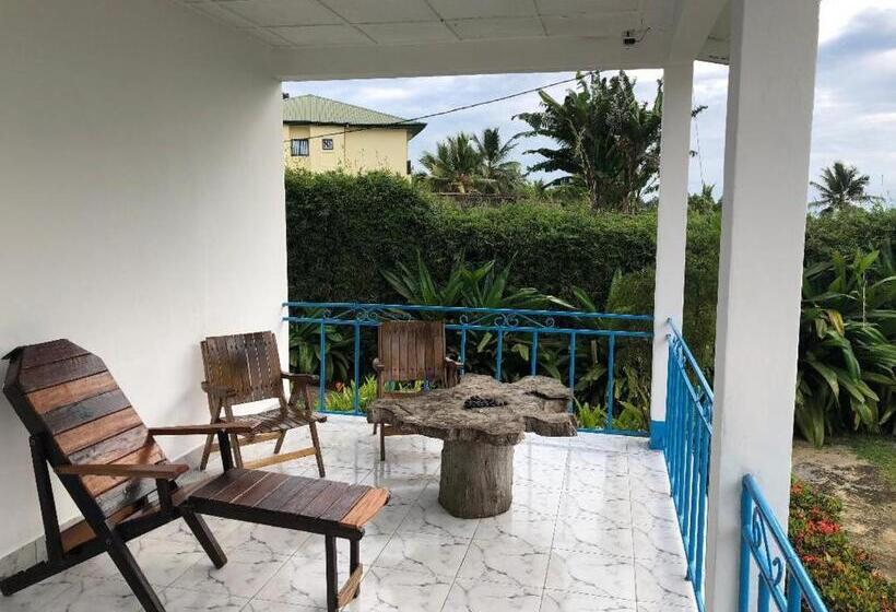 استودیوی استاندارد با چشم‌انداز دریا, Ocean Si Mansion