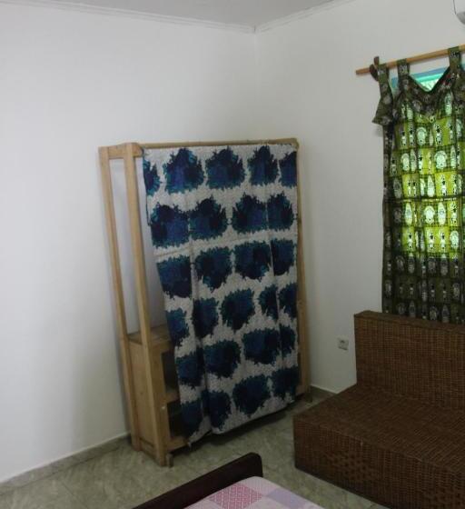 استودیو استاندارد با چشمانداز باغ, Ocean Si Mansion