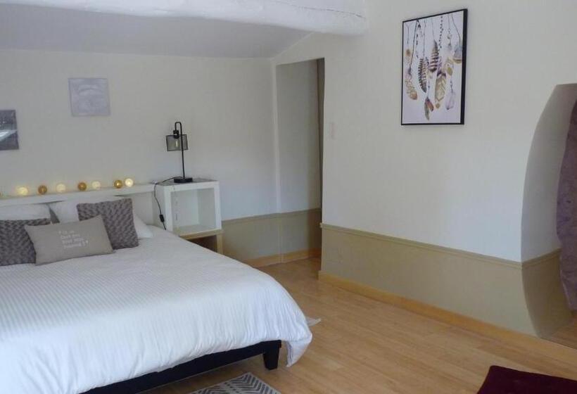 ファミリールーム, Le Mas De La Diligence