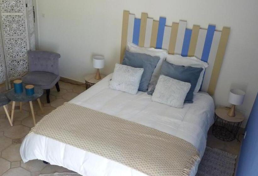 スタンダードルーム, Le Mas De La Diligence