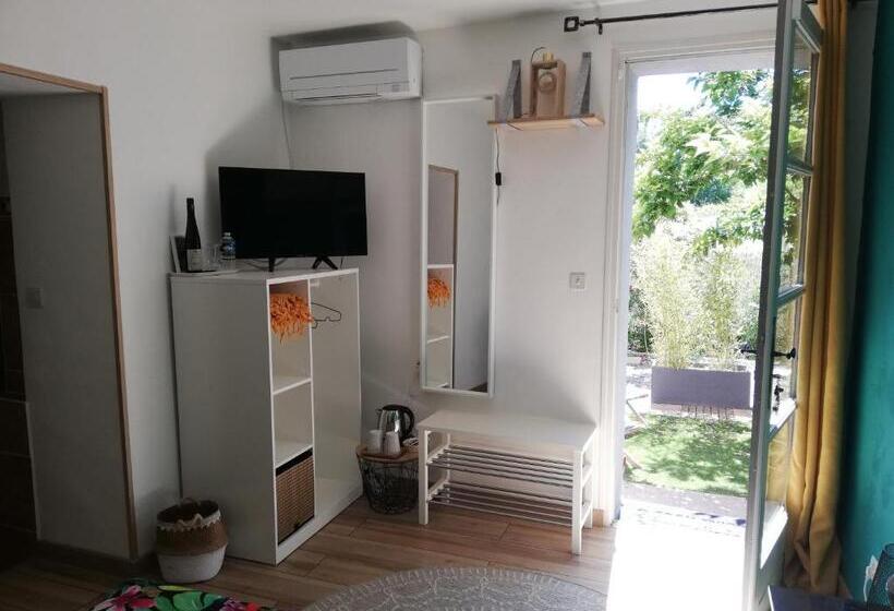 ベーシックルーム, Le Mas De La Diligence