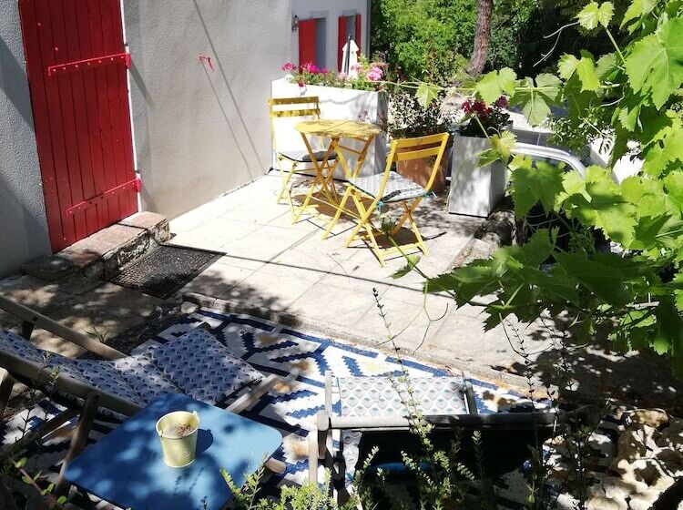 ファミリールーム, Le Mas De La Diligence