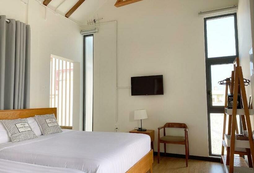 اتاق استاندارد چهارنفره با بالکن, Daisy House