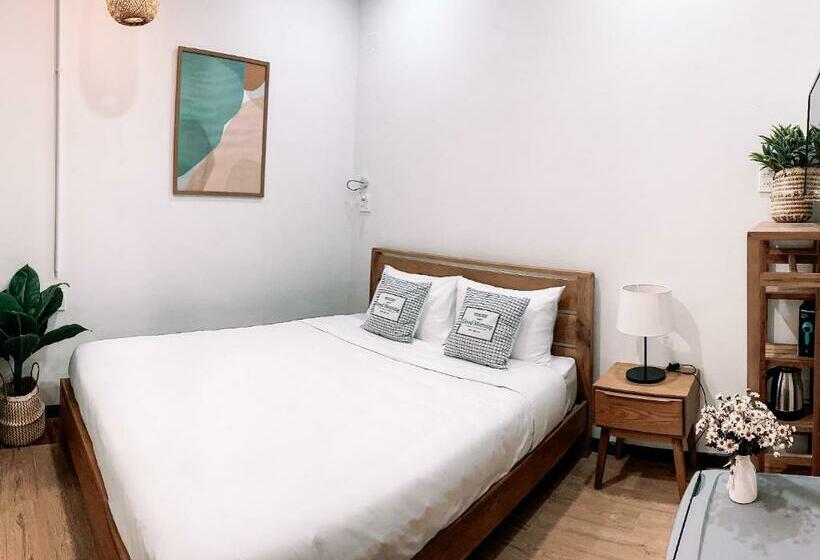 اتاق سوپریور, Daisy House