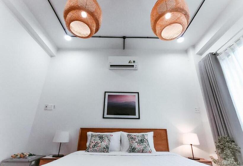 اتاق استاندارد, Daisy House