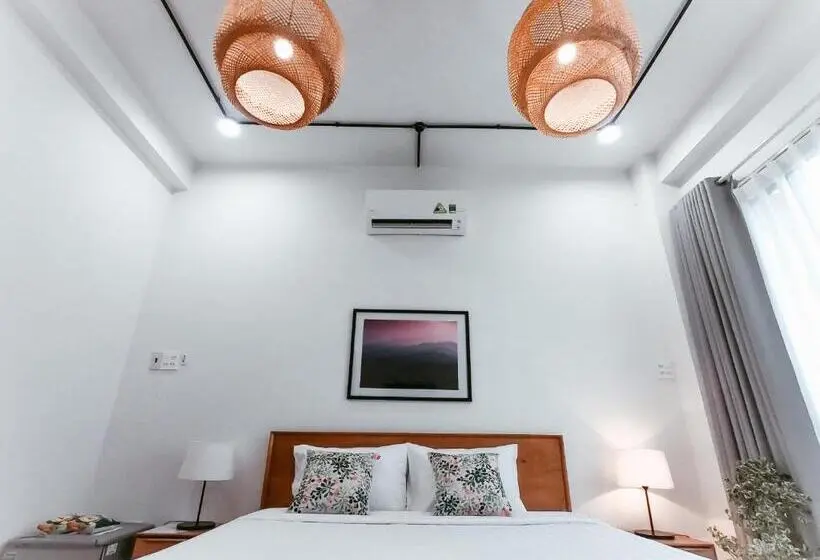 اتاق استاندارد, Daisy House