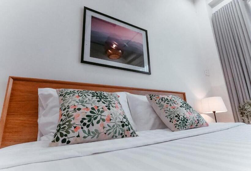 اتاق استاندارد, Daisy House