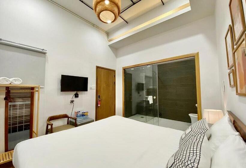 اتاق استاندارد, Daisy House