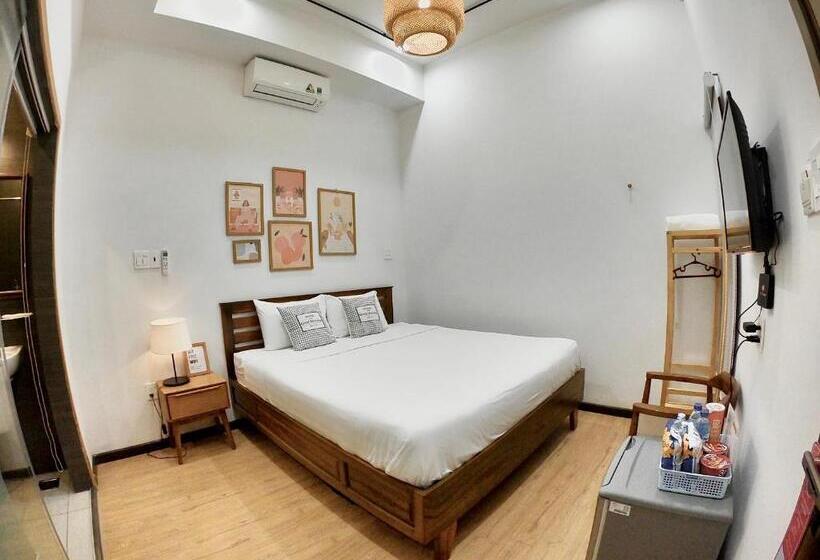 اتاق استاندارد, Daisy House