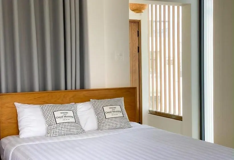 اتاق استاندارد چهارنفره با بالکن, Daisy House