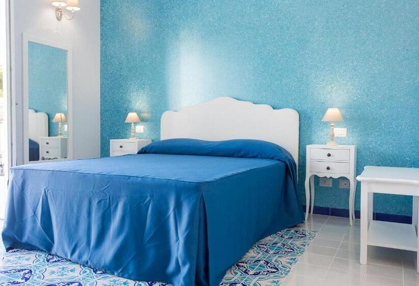 스탠다드 룸, Odysseus