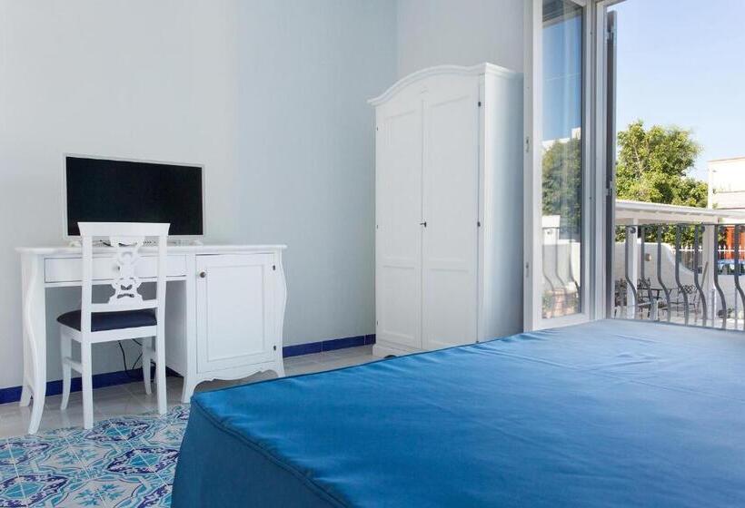 스탠다드 룸, Odysseus