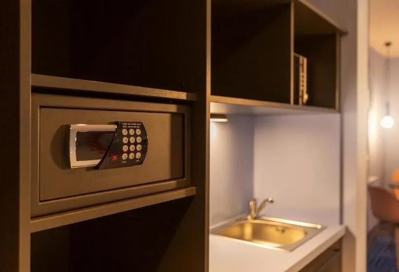 デラックスルーム, Holiday Inn   The Niu, Mood Mainz, An Ihg