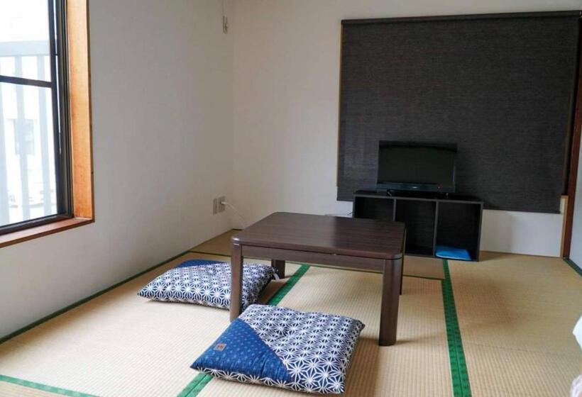 Economy Triple Room, Guest House Komoriya