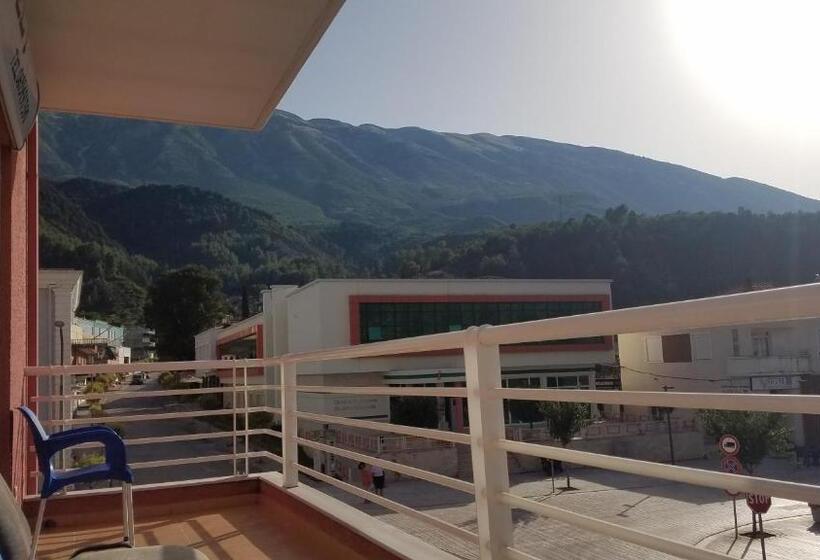 Номер Deluxe с Балконом, Keli Guest House& Rafting Adventures