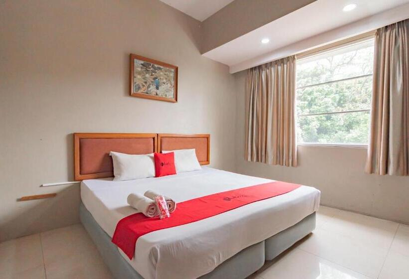 Номер Economy, Reddoorz Near Institut Teknologi Bandung 2