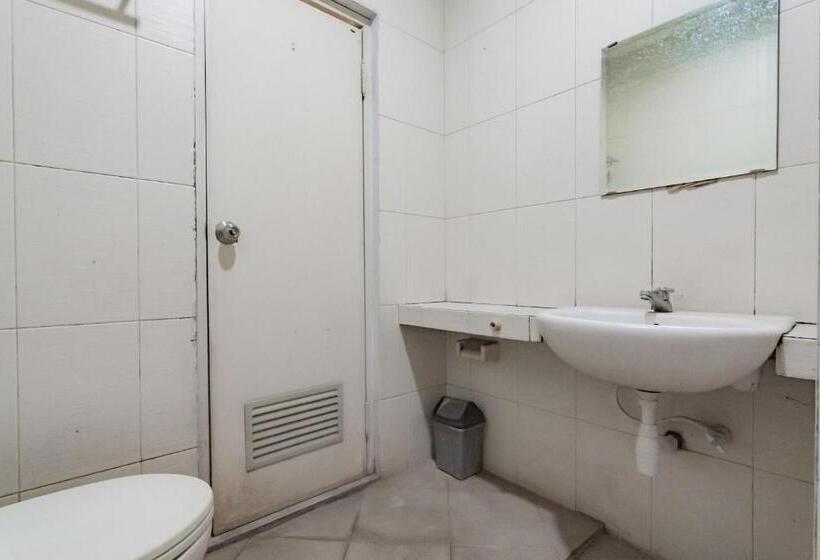 수피리어 룸, Reddoorz Near Institut Teknologi Bandung 2