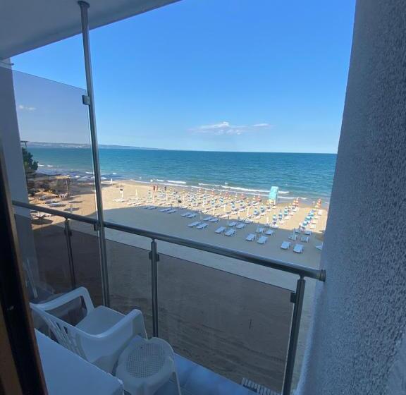 اتاق استاندارد با چشمانداز دریا, Palma Beach