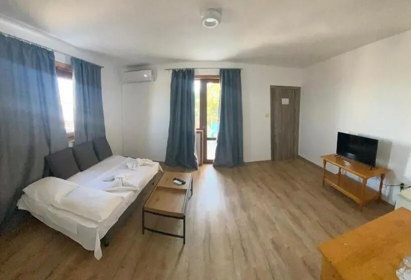 海の見える１ベッドルームアパートメント, Palma Beach