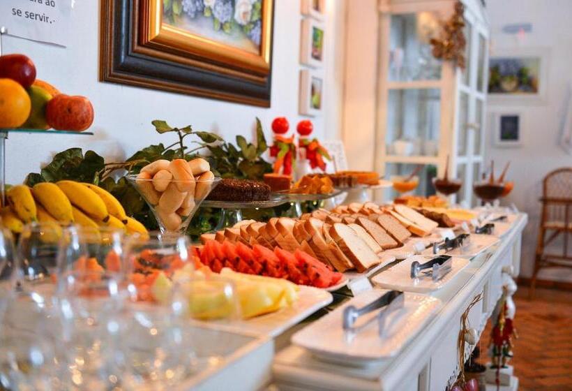 Бунгало Deluxe, Pousada Vale Dos Figos