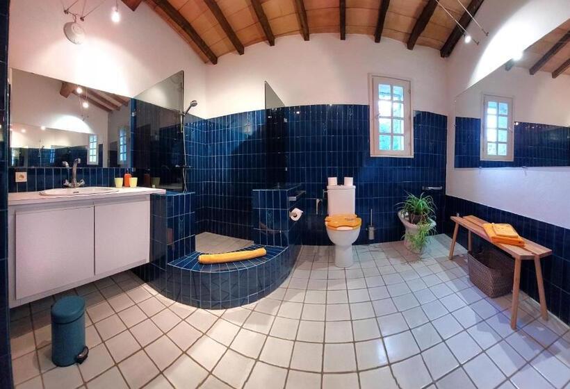 Номер Стандарт Вид на Сад, Maison Catalina