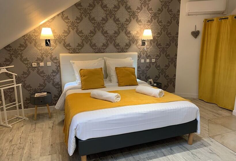 Номер Deluxe, The Originals Le Manoir De Pierre Levée