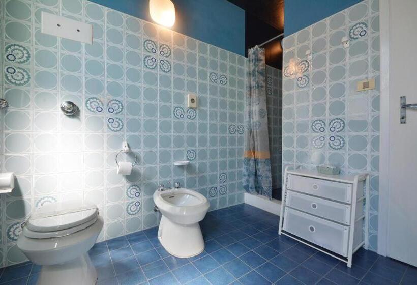 חדר משפתחתי סופריור, Maddalena