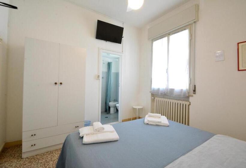 חדר אקונומי, Maddalena