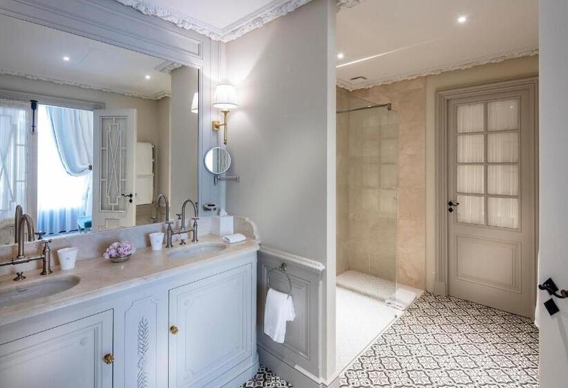 프레스티지 룸, Villa Saintange