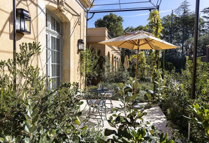 프레스티지 룸, Villa Saintange