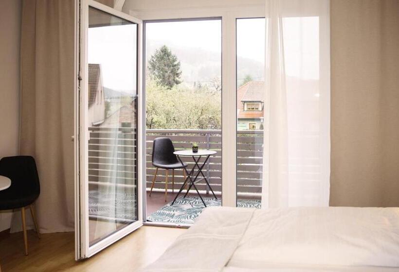 חדר דלוקס, Pension Schüssler