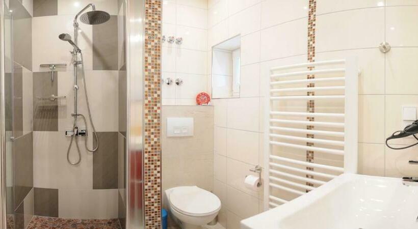 スタンダードシングルルーム, Fineapartment Neumünster