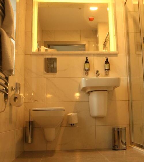 Номер Стандарт, Baginbun Lodge