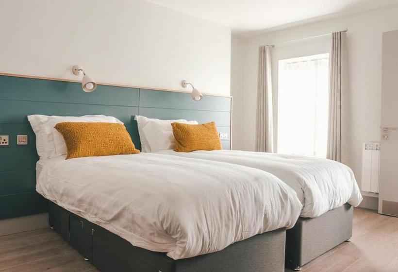 Номер Стандарт, Baginbun Lodge