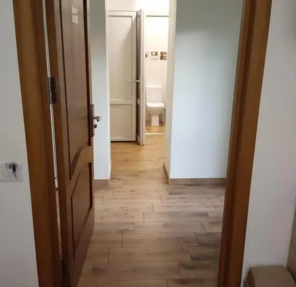 Standard Neljän Hengen Huone, Bonus