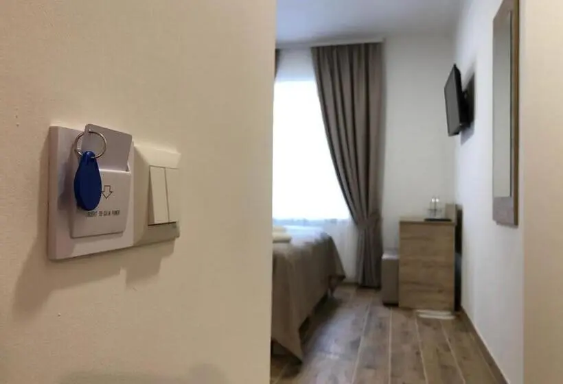 Superior Kolmen Hengen Huone, Bonus