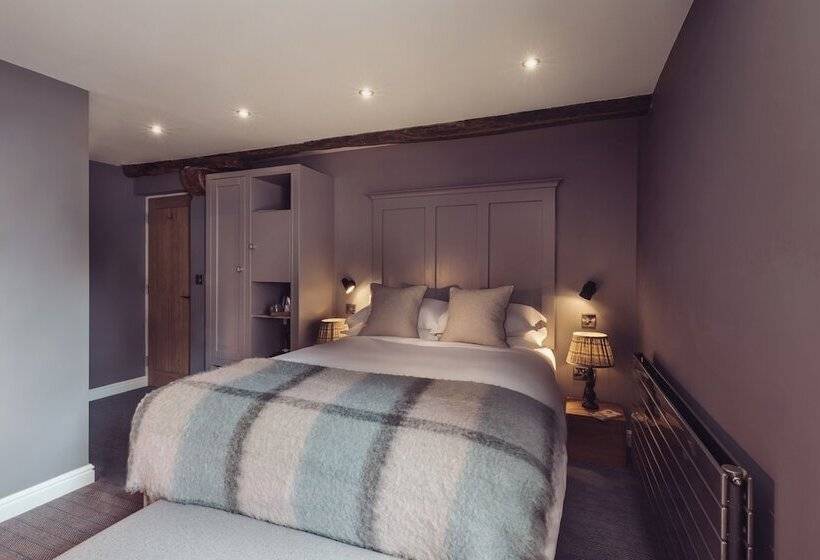 スタンダードルーム, The New Inn